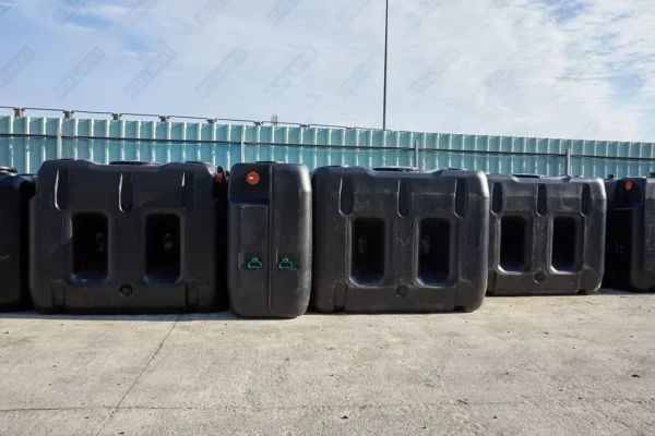 Citerne à eau à enterrer (rectangulaire) en polyéthylène de 2000 litres